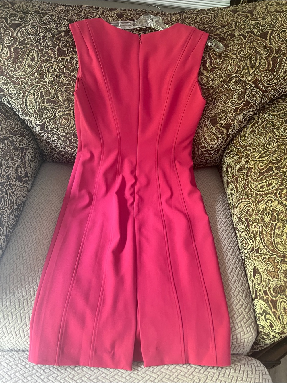 Worn 1x White House Black Market Fuchsia Midi Sheath Dress. Size 4 - Picture 5 of 5